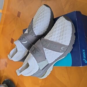 Men's Asics Gel-Kayano 25 OBI Sneakers - Gray & White - Size 12